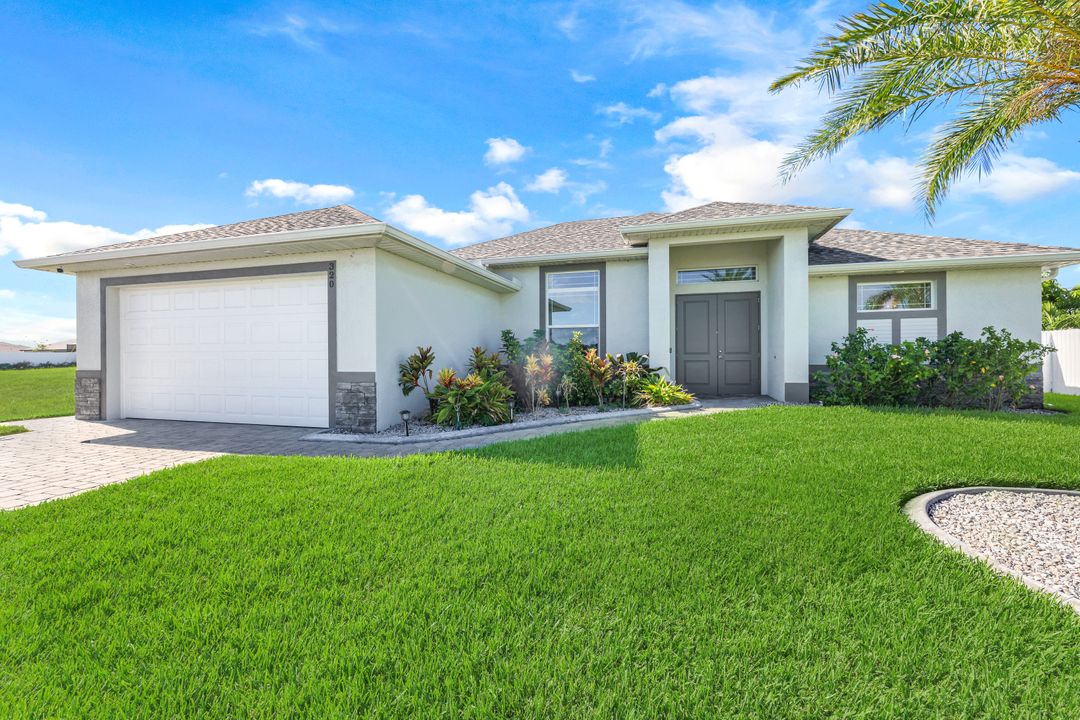 320 NE 7th Terrace, Cape Coral, FL 33909