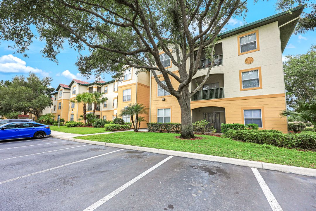 11510 Villa Grand #413, Fort Myers, FL 33913