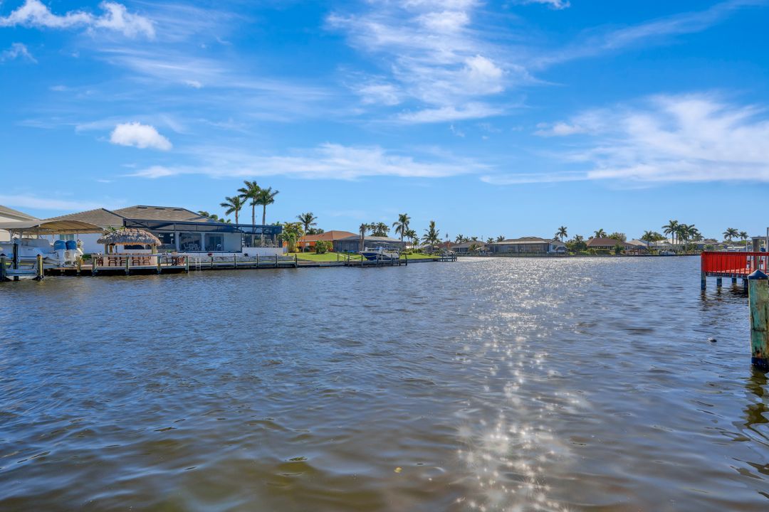 5009 SW 20th Pl, Cape Coral, FL 33914