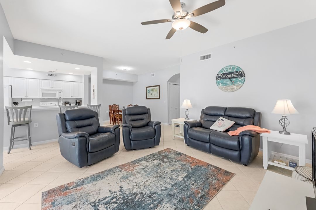 2710 Cypress Trace Cir #3028, Naples, FL 34119