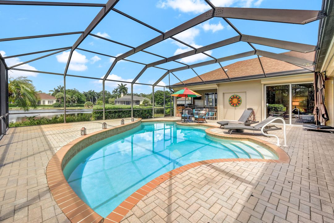 15400 Blackhawk Dr, Fort Myers, FL 33912