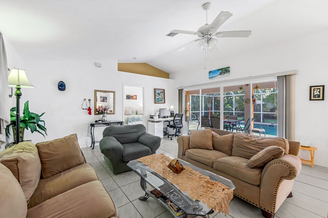 310 SE 27th Terrace, Cape Coral, FL 33904