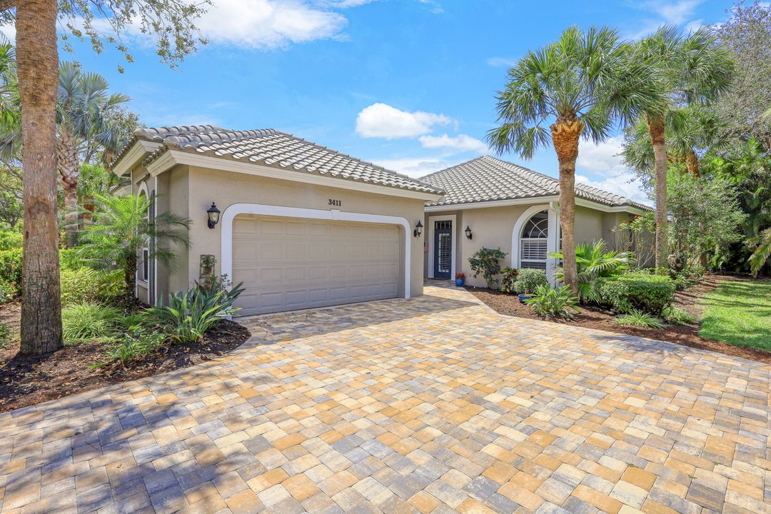 3411 Wildwood Lake Cir, Bonita Springs, FL 34134