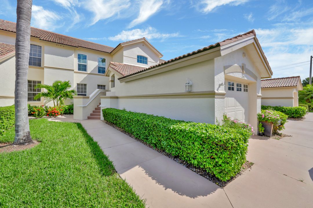 9160 Bayberry Bend #103, Fort Myers, FL 33908