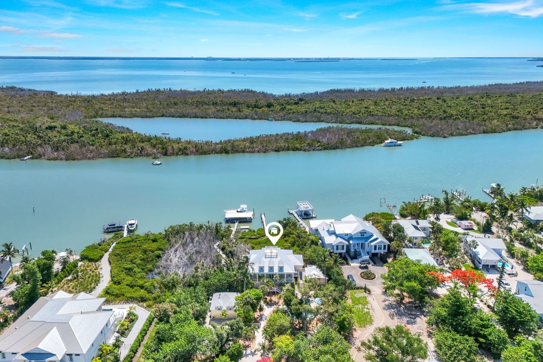 16143 Captiva Dr, Captiva, FL 33924