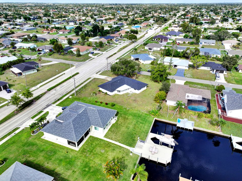 3303 Country Club Blvd, Cape Coral, FL 33904