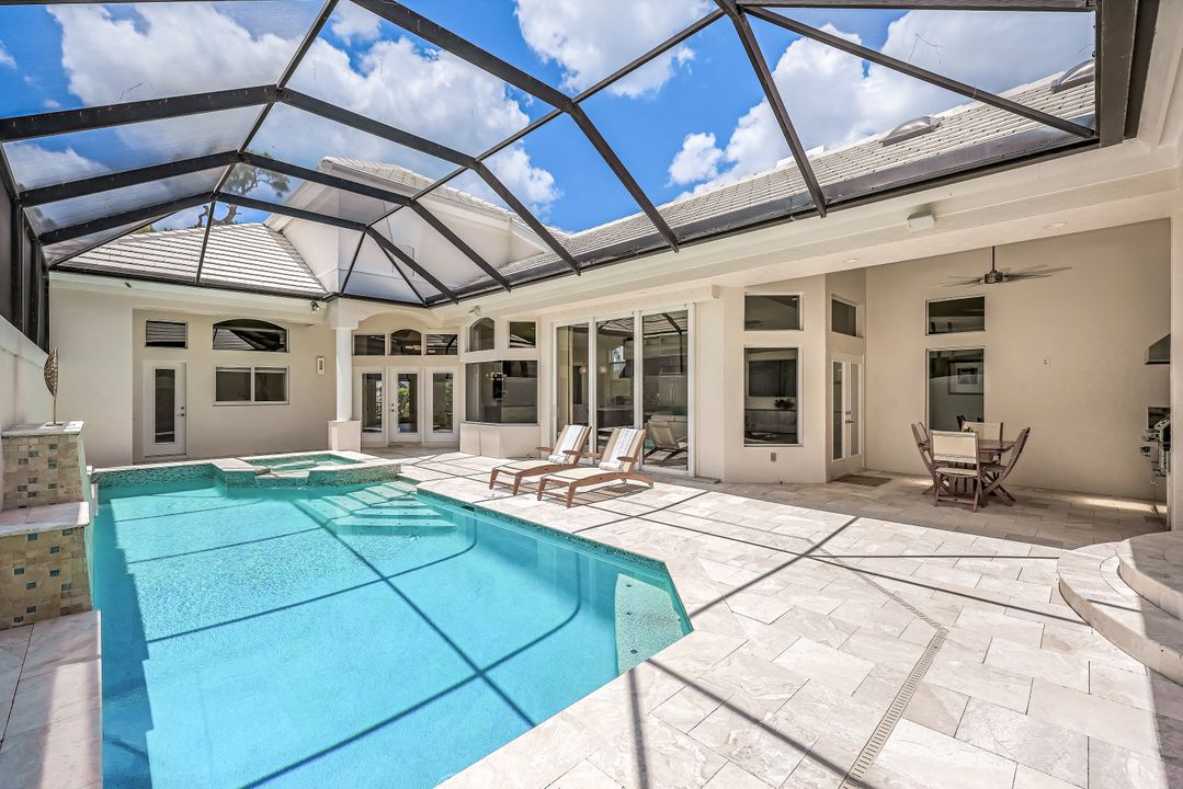 15299 Devon Green Ln, Naples, FL 34110