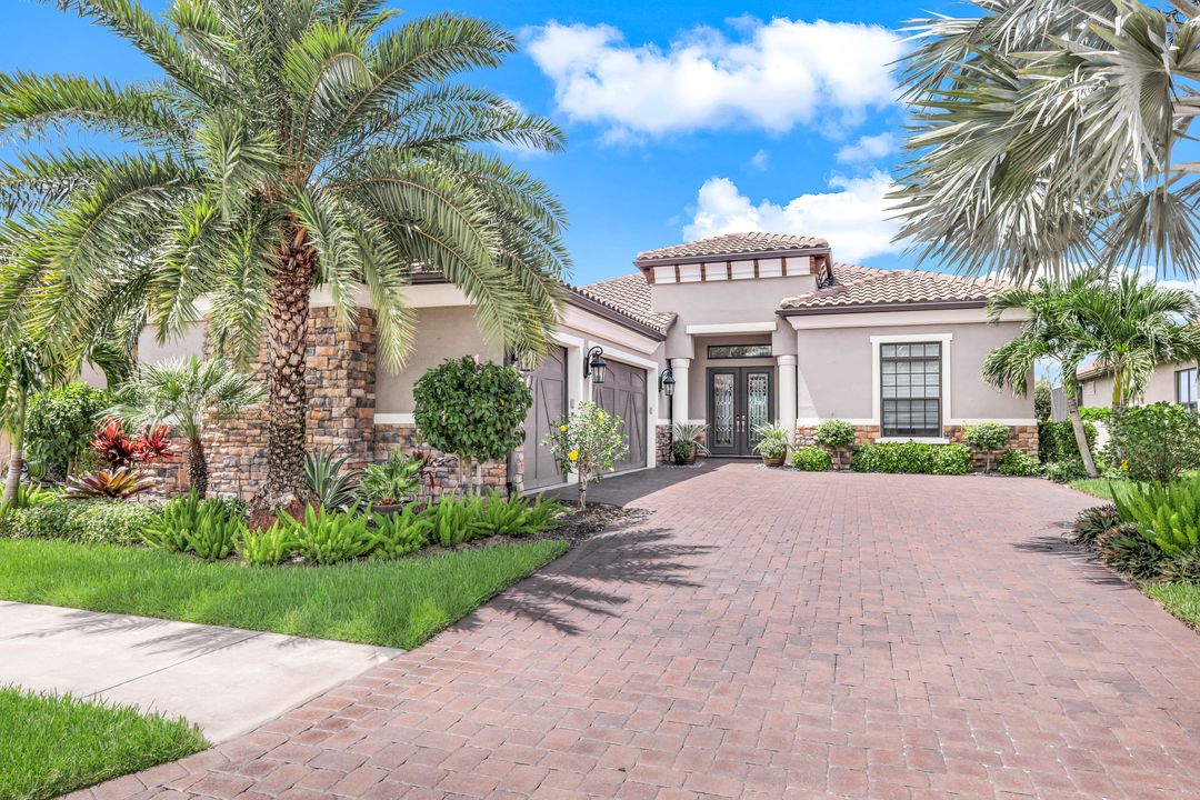 9481 Montelanico Loop, Naples, FL 34119