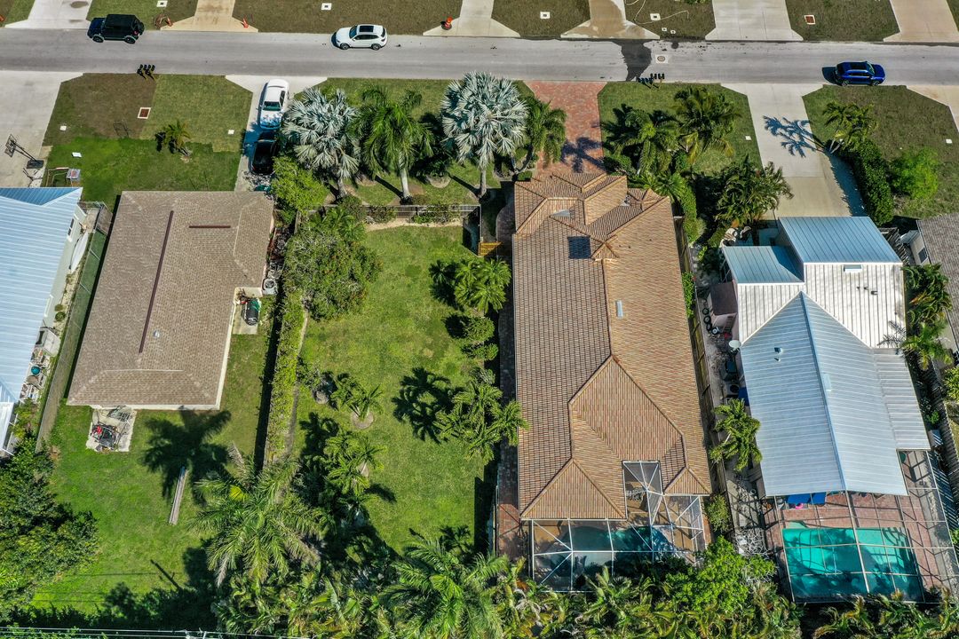 774 105th Ave N, Naples, FL 34108