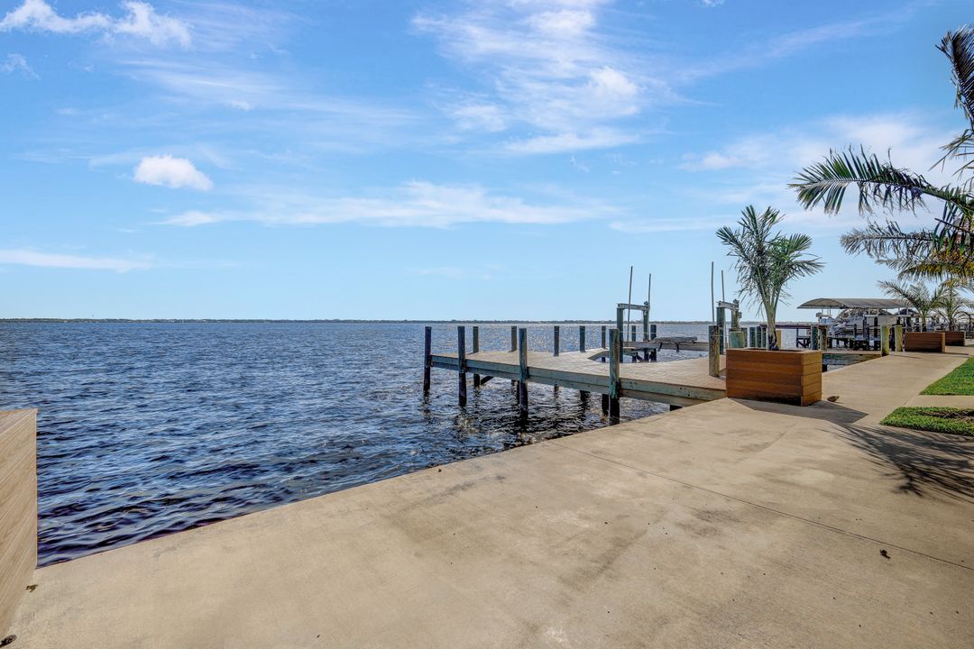 3413 SE 22nd Pl, Cape Coral, FL 33904