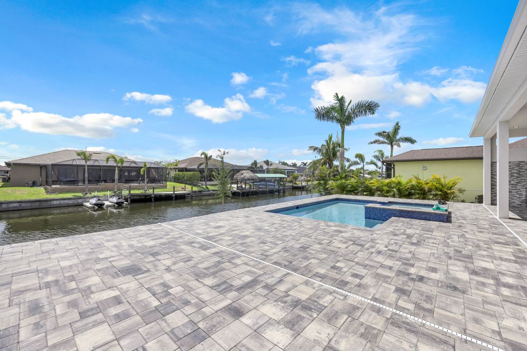 4307 SW 20th Ave, Cape Coral, FL 33914