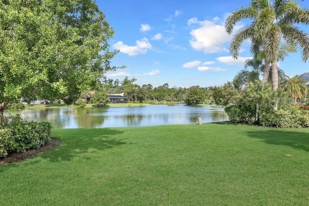 3968 Ruxton Rd, Naples, FL 34116