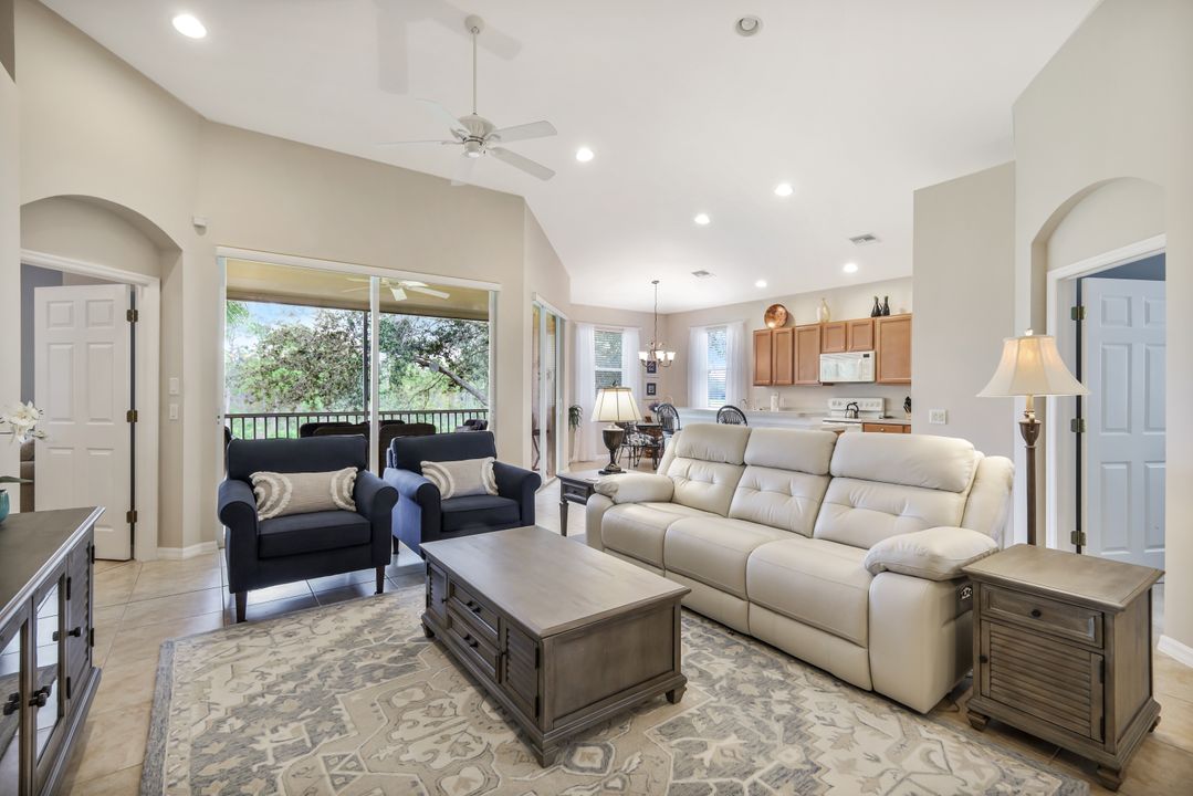 9110 Spanish Moss Way  #422, Bonita Springs, FL 34135