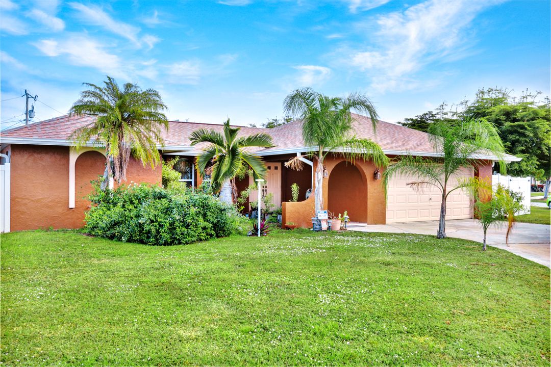 903 SE 19th Terrace, Cape Coral, FL 33990