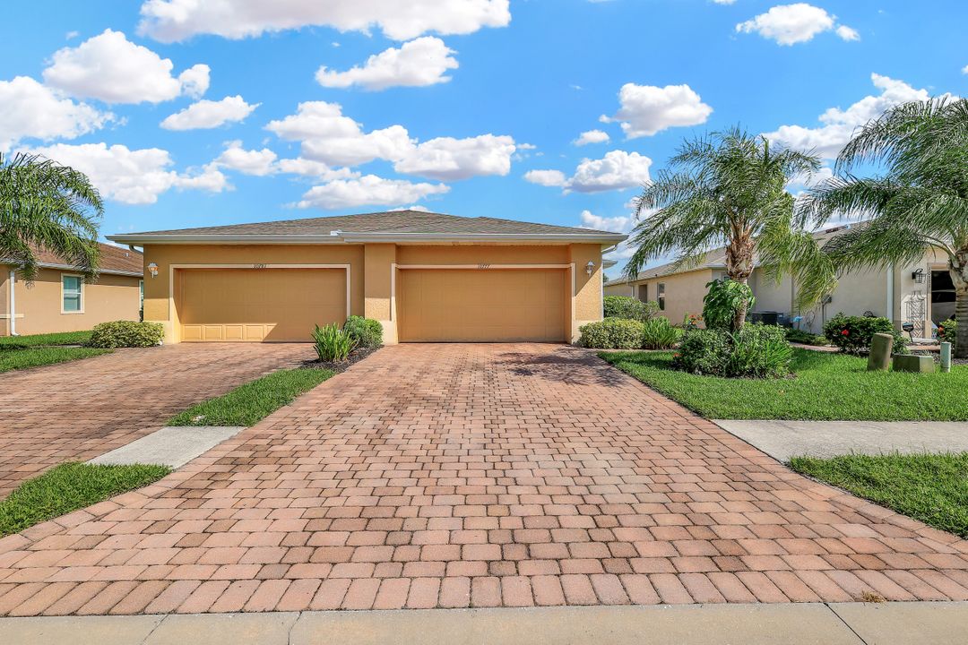 10777 Crossback Ln, Lehigh Acres, FL 33936