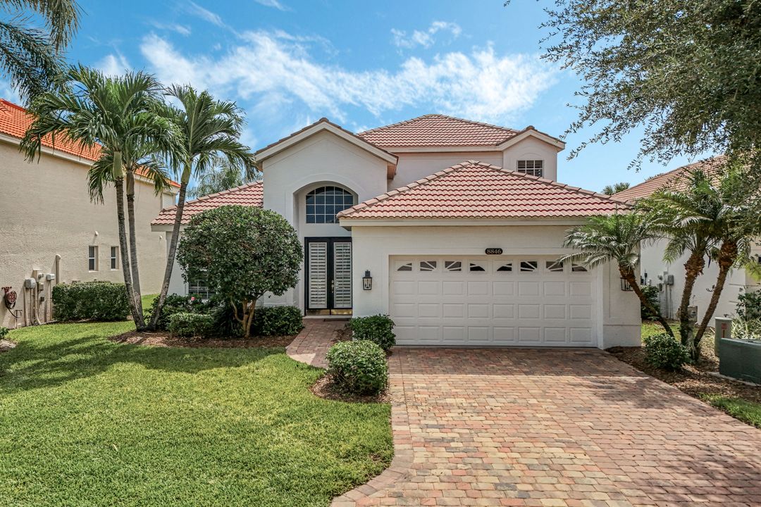 8846 Ventura Dr, Naples, FL 34109