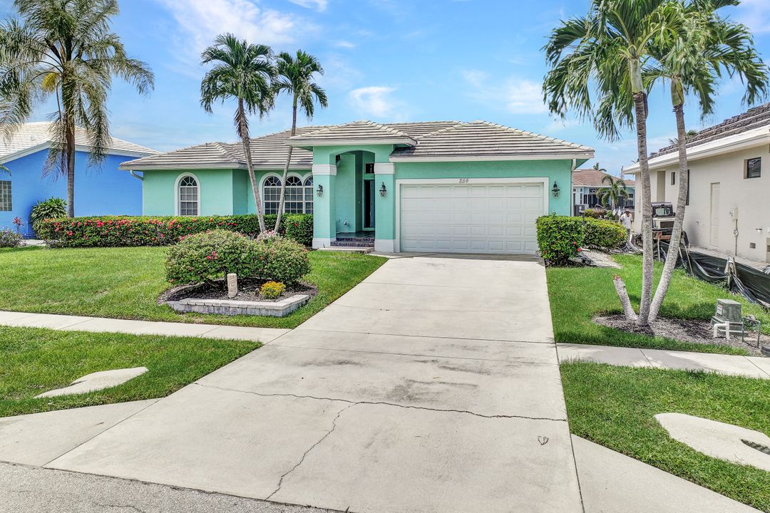 254 Seminole Ct, Marco Island, FL 34145