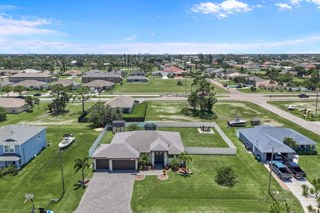 1418 SW 15th Terrace, Cape Coral, FL 33991