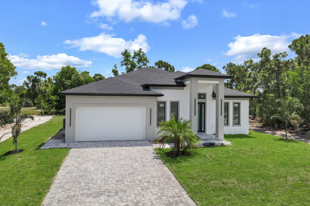 4527 NW 36th Ave, Cape Coral, FL 33993