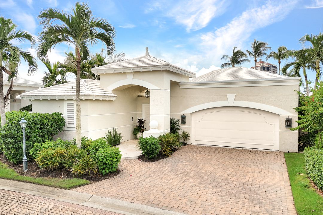 7912 Grand Bay Dr, Naples, FL 34108