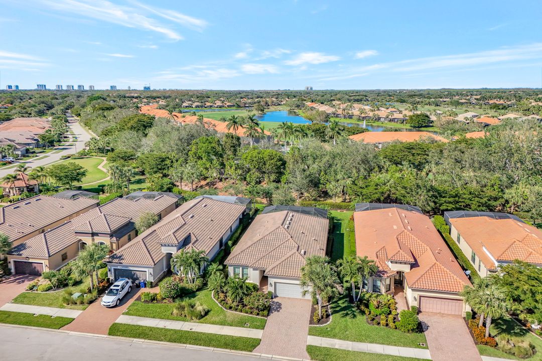 23778 Pebble Pointe Ln, Bonita Springs, FL 34135