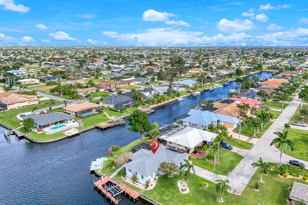 601 SE 33rd Terrace, Cape Coral, FL 33904