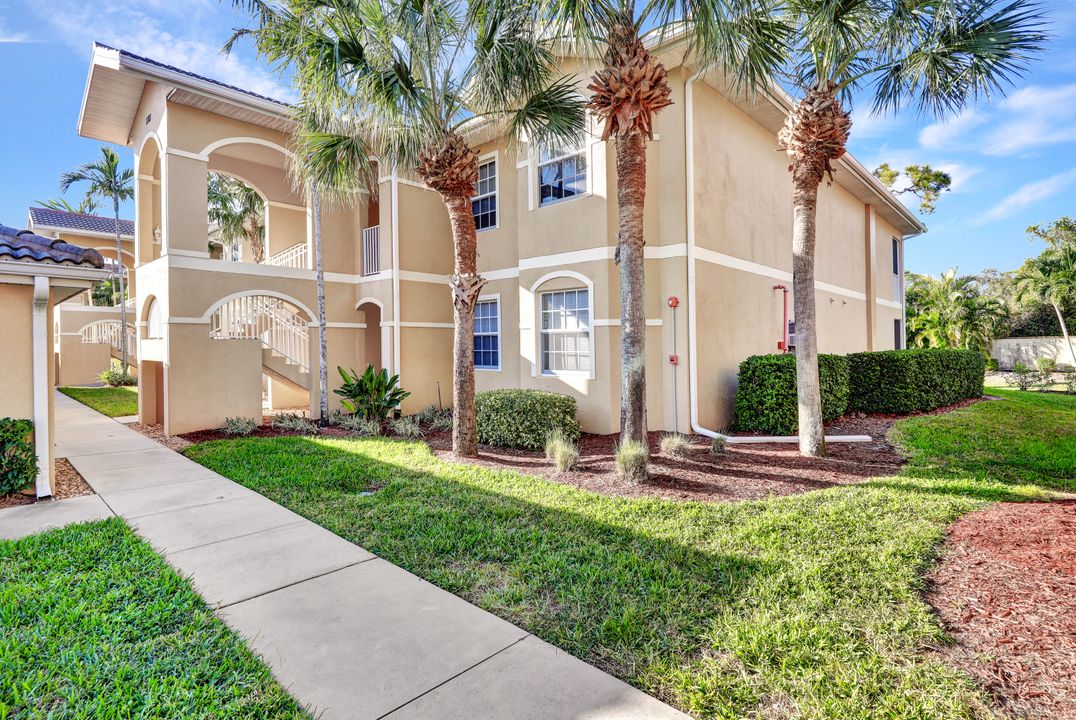 1101 Winding Pines Circle #107, Cape Coral, FL 33909