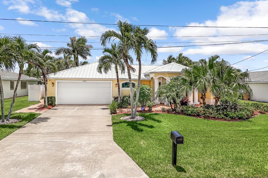 2930 SE 10th Pl, Cape Coral, FL 33904