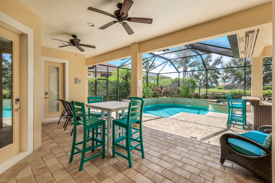 9337 Campanile Cir, Naples, FL 34114