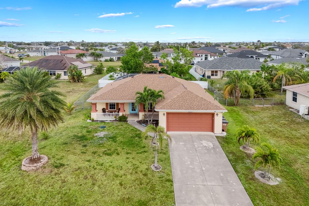 2517 SW 1st Terrace, Cape Coral, FL 33991