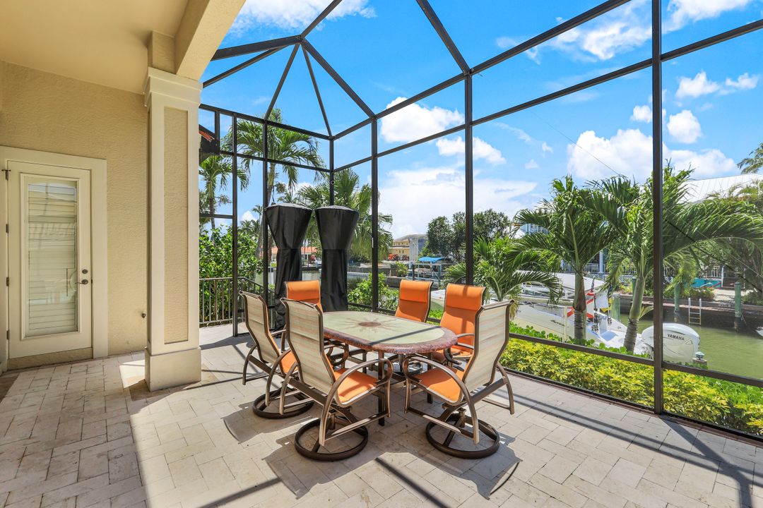 1400 Jewel Box Ave, Naples, FL 34102