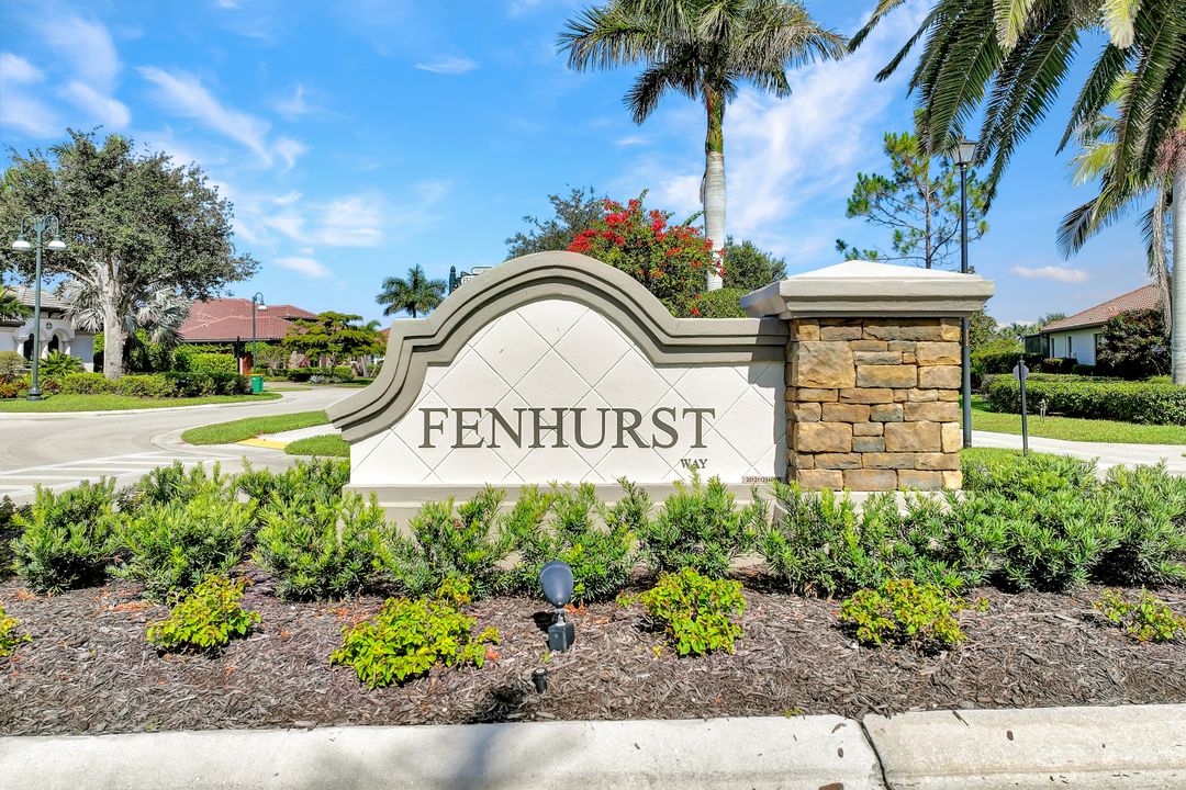 12497 Fenhurst Way, Naples, FL 34120