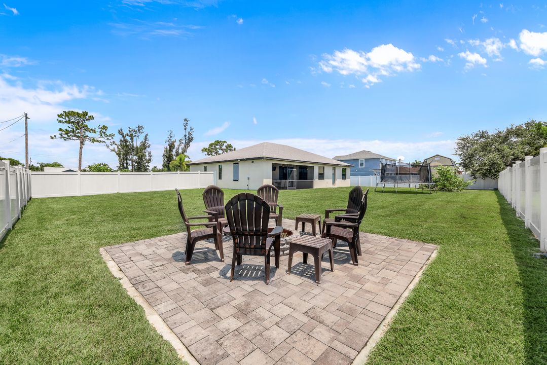 1418 SW 15th Terrace, Cape Coral, FL 33991