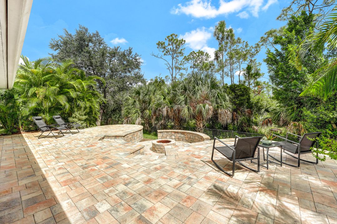 21667 Brixham Run Loop, Estero, FL 33928