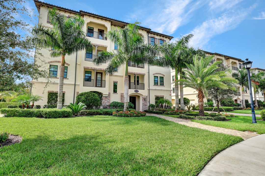 16360 Viansa Wy #202, Naples, FL 34110