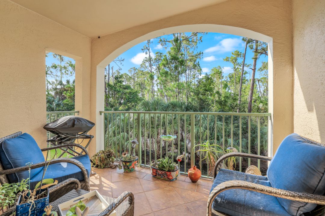 1230 Wildwood Lakes Blvd  #208, Naples, FL 34104