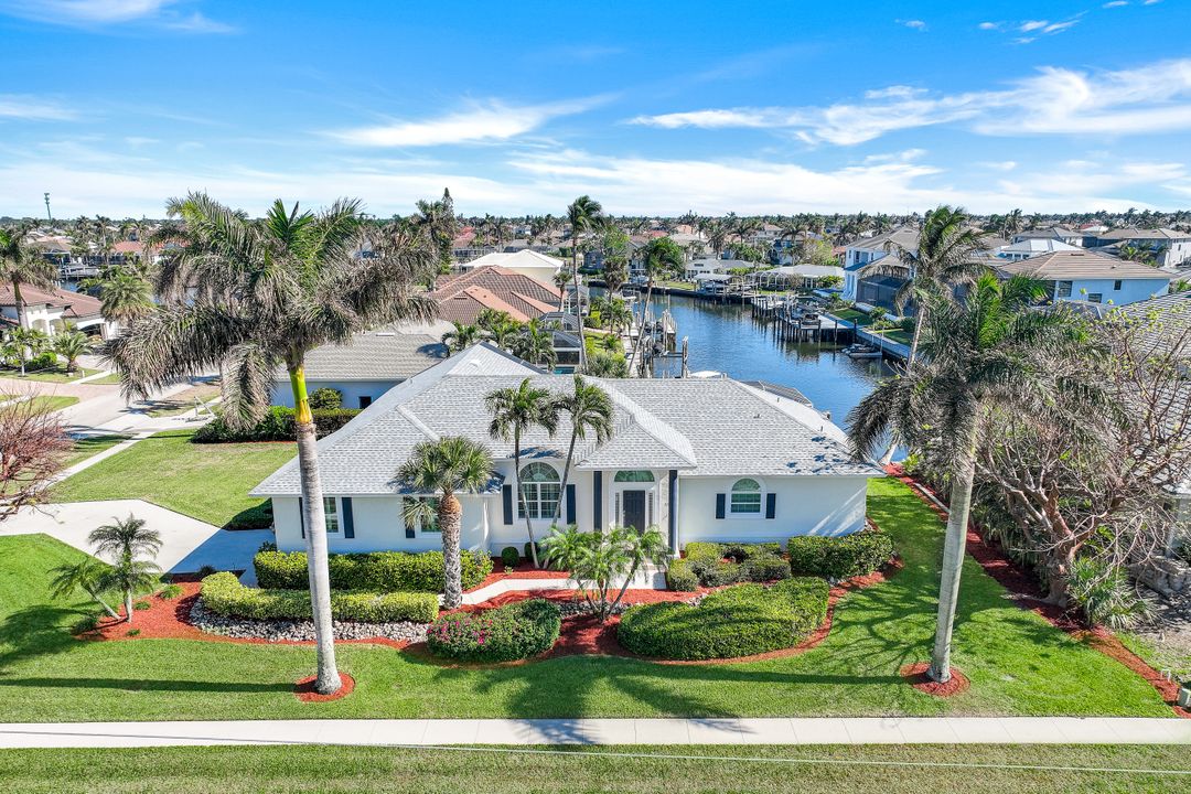 239 Castaways St, Marco Island, FL 34145