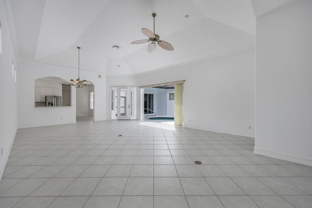 12589 Wildcat Cove Cir, Estero, FL 33928