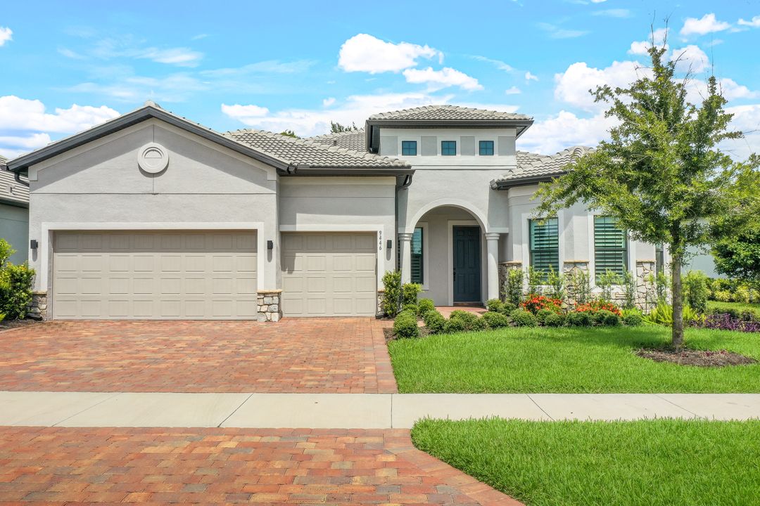 9446 Night Heron Ln, Naples, FL 34120