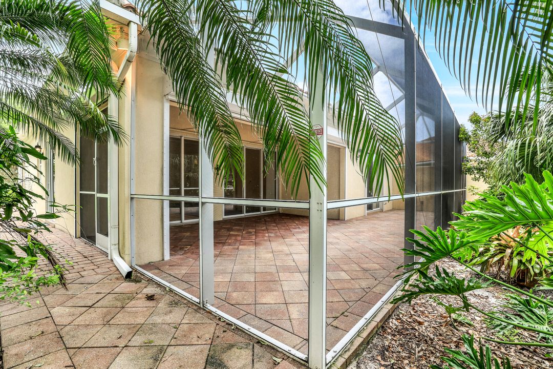 2830 Jude Island Way, Naples, FL 34119