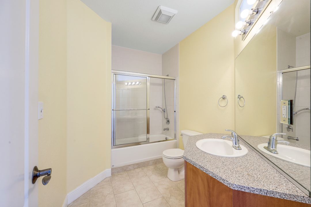 2260 First St #206, Fort Myers, FL 33901