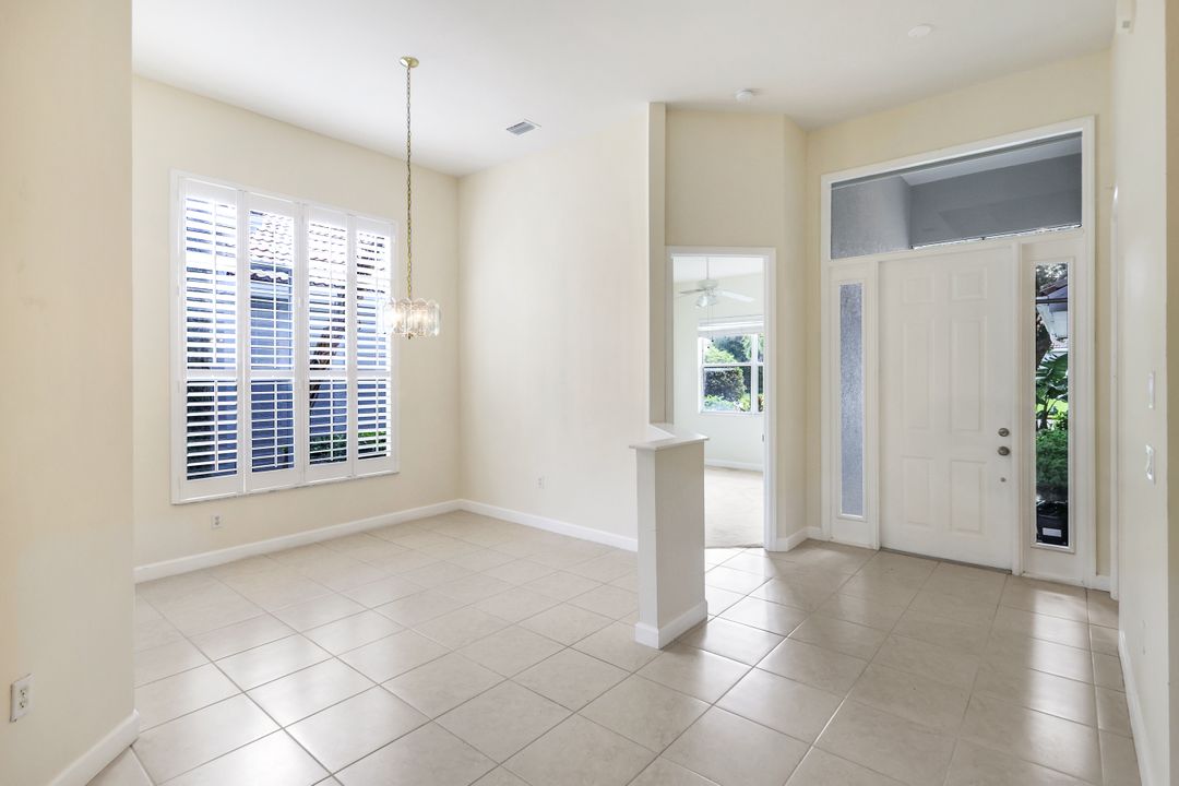 3184 Sundance Cir, Naples, FL 34109