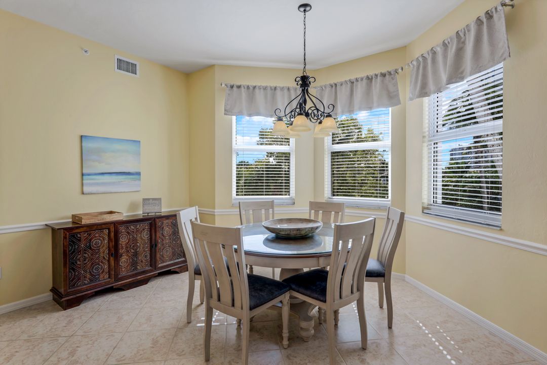 460 Launch Cir #301, Naples, FL 34108