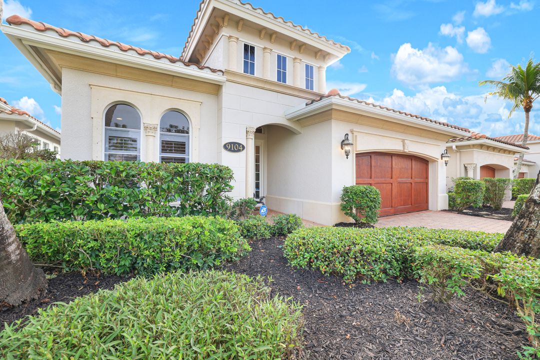 9104 Cherry Oaks Tr, Naples, FL 34114