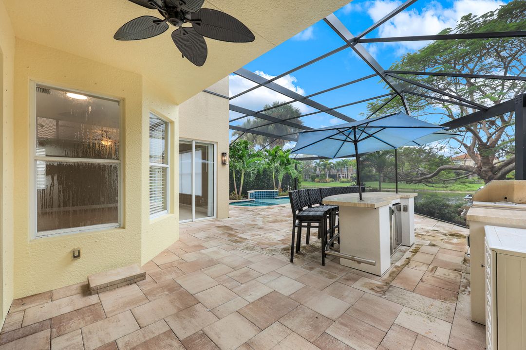 1913 Isla De Palma Cir, Naples, FL 34119