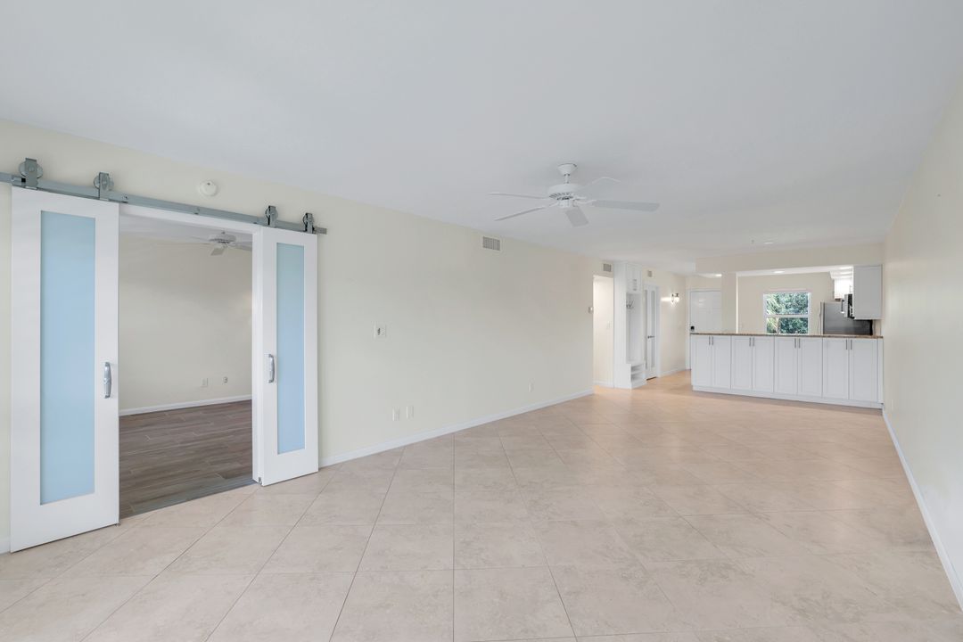 3055 Riviera Dr #306, Naples, FL 34103