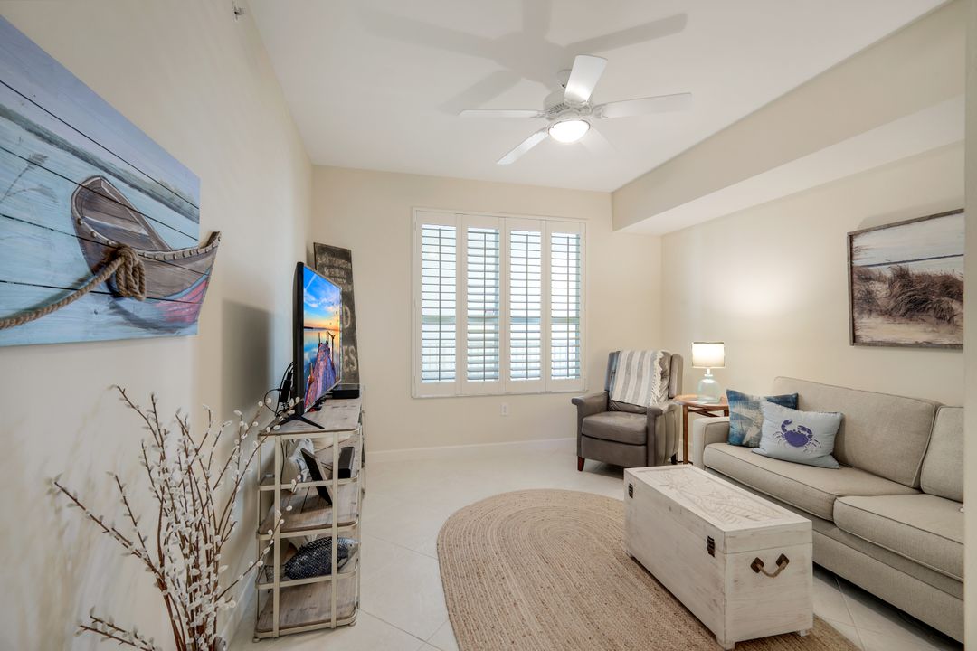 315 Dunes Blvd #204, Naples, FL 34110