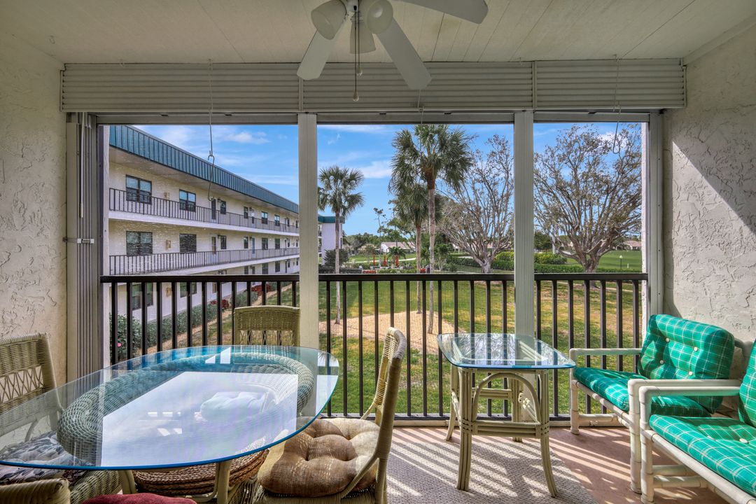 1747 Pebble Beach Dr #207, Fort Myers, FL 33907