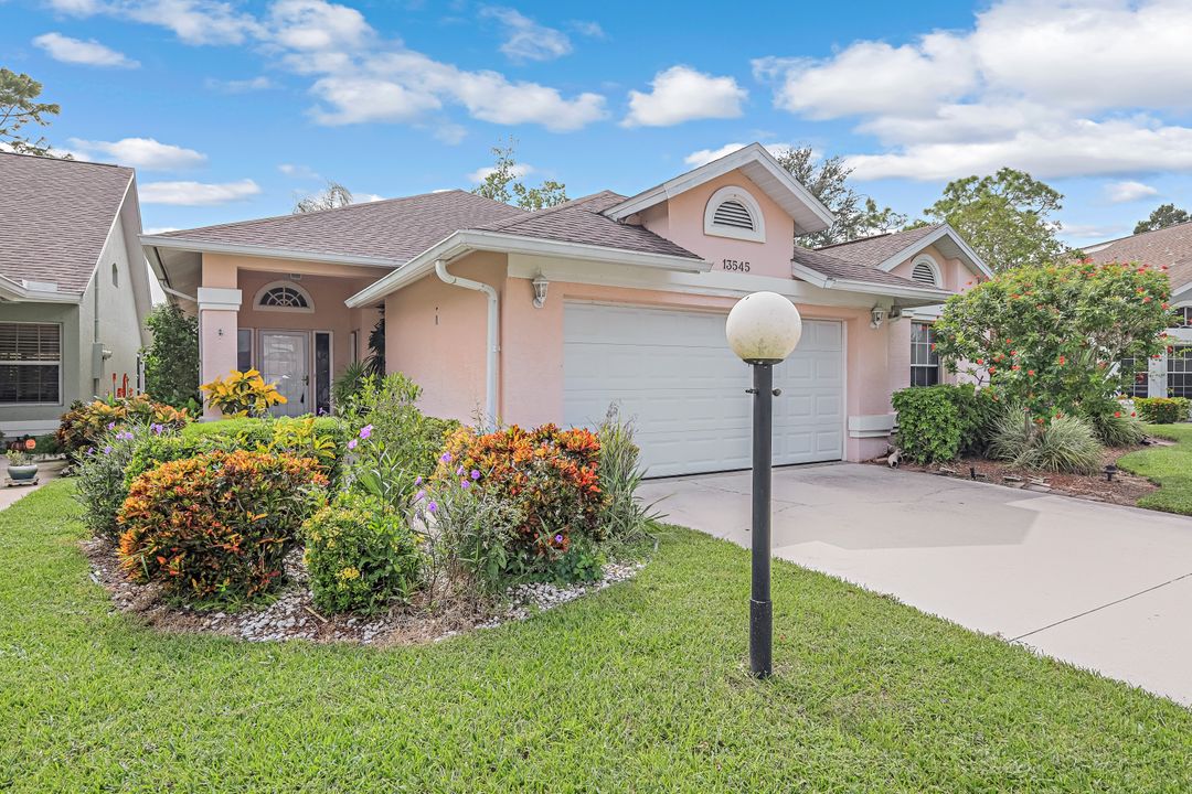 13545 Admiral Ct, Fort Myers, FL 33912