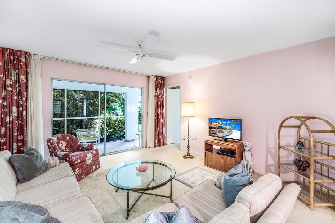 1704 Kings Lake Blvd #106, Naples, FL 34112